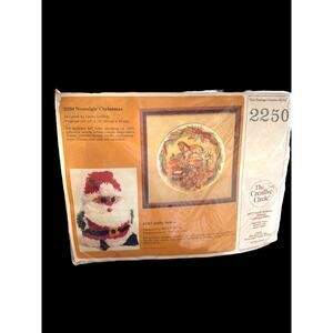 NEW Vintage Creative Circle Stitchery Kit 2250 Nostalgic Christmas 2187 Santa